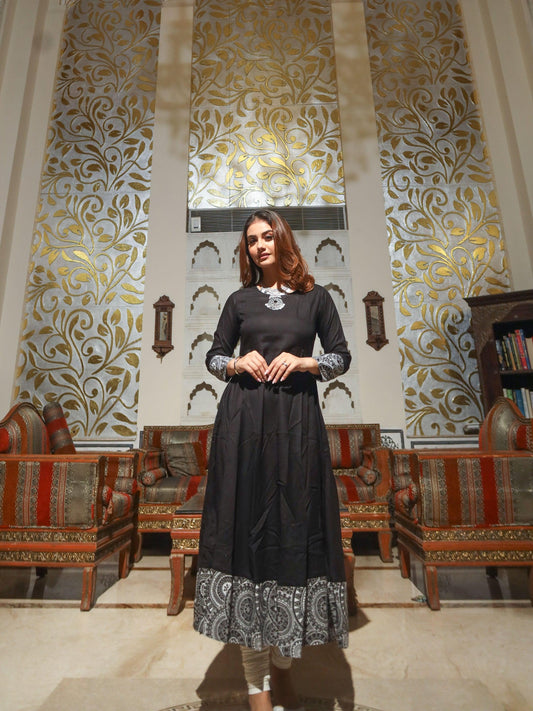 Black Rayon A-line Kurti - world.com