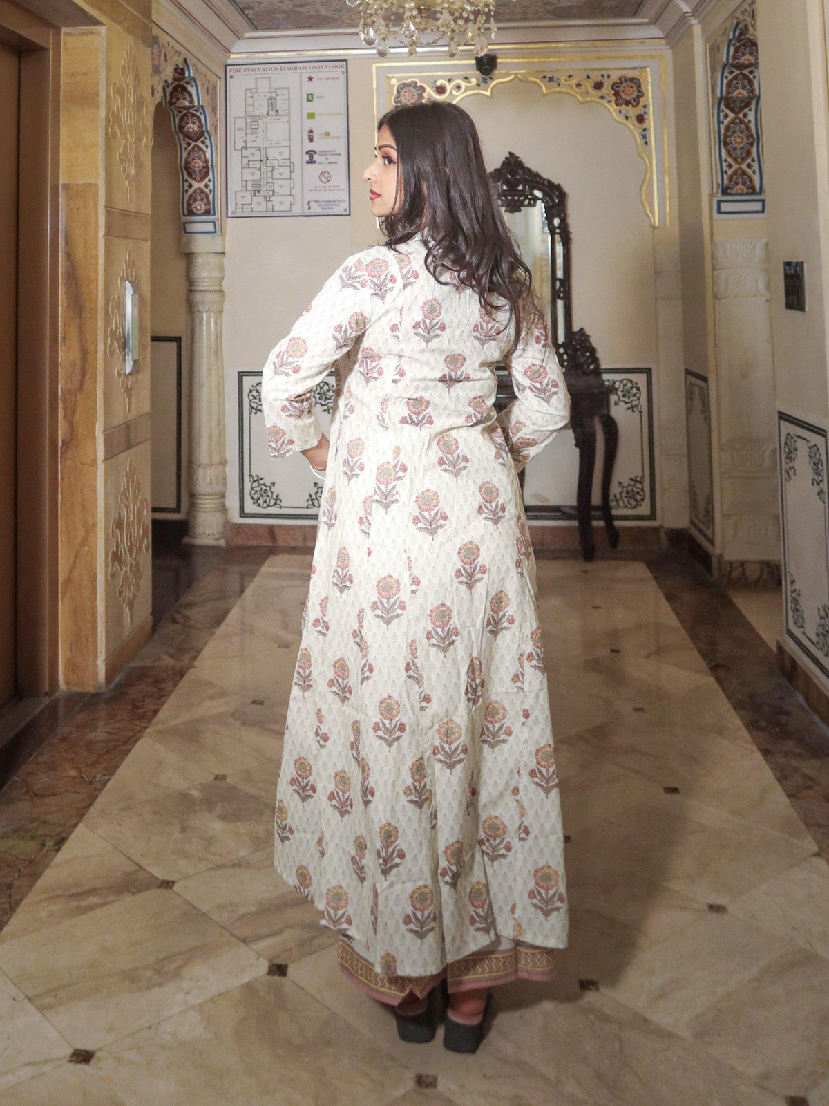 ivory white self print cotton kurti with palazzo set - world.com