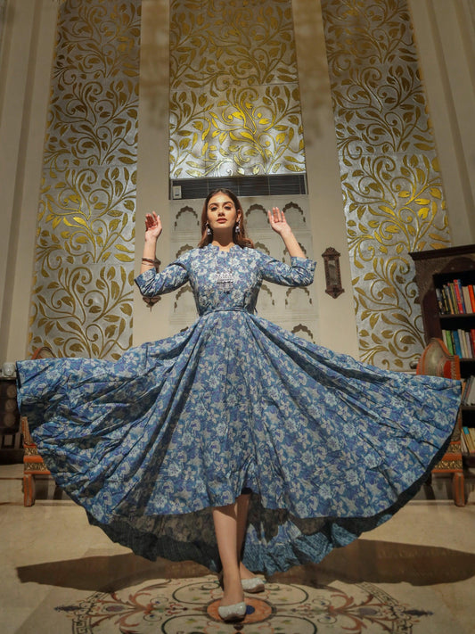 Indigo Blue High Low Flared Kurta with Belt - world.com