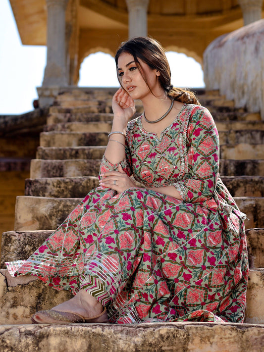 Green Floral Printed Anarkali Kurta Pant Sets - world.com