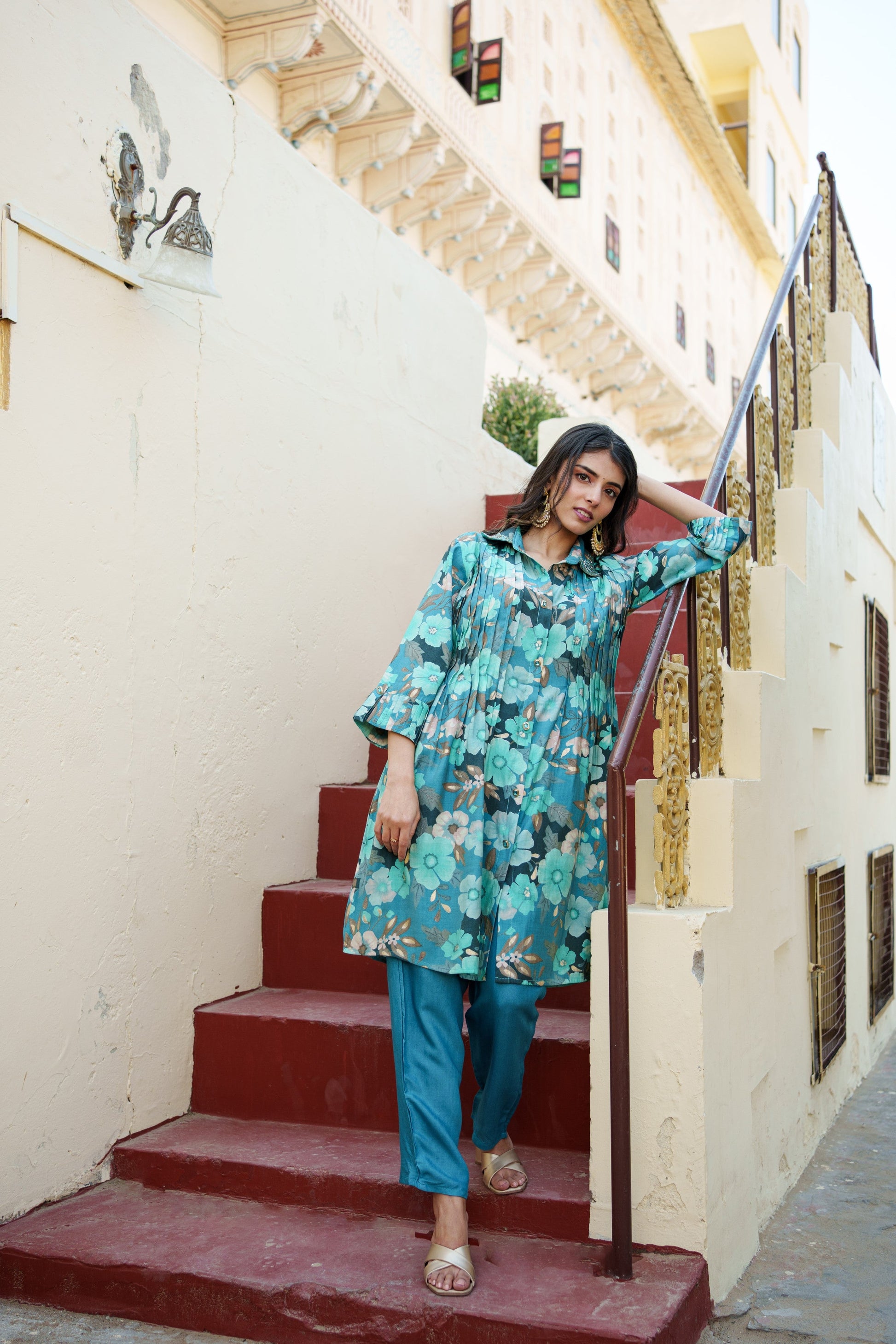 Women Teal Blue Muslin Tucks kurta with sequence Shirt Collar & Solid Bottom Set
