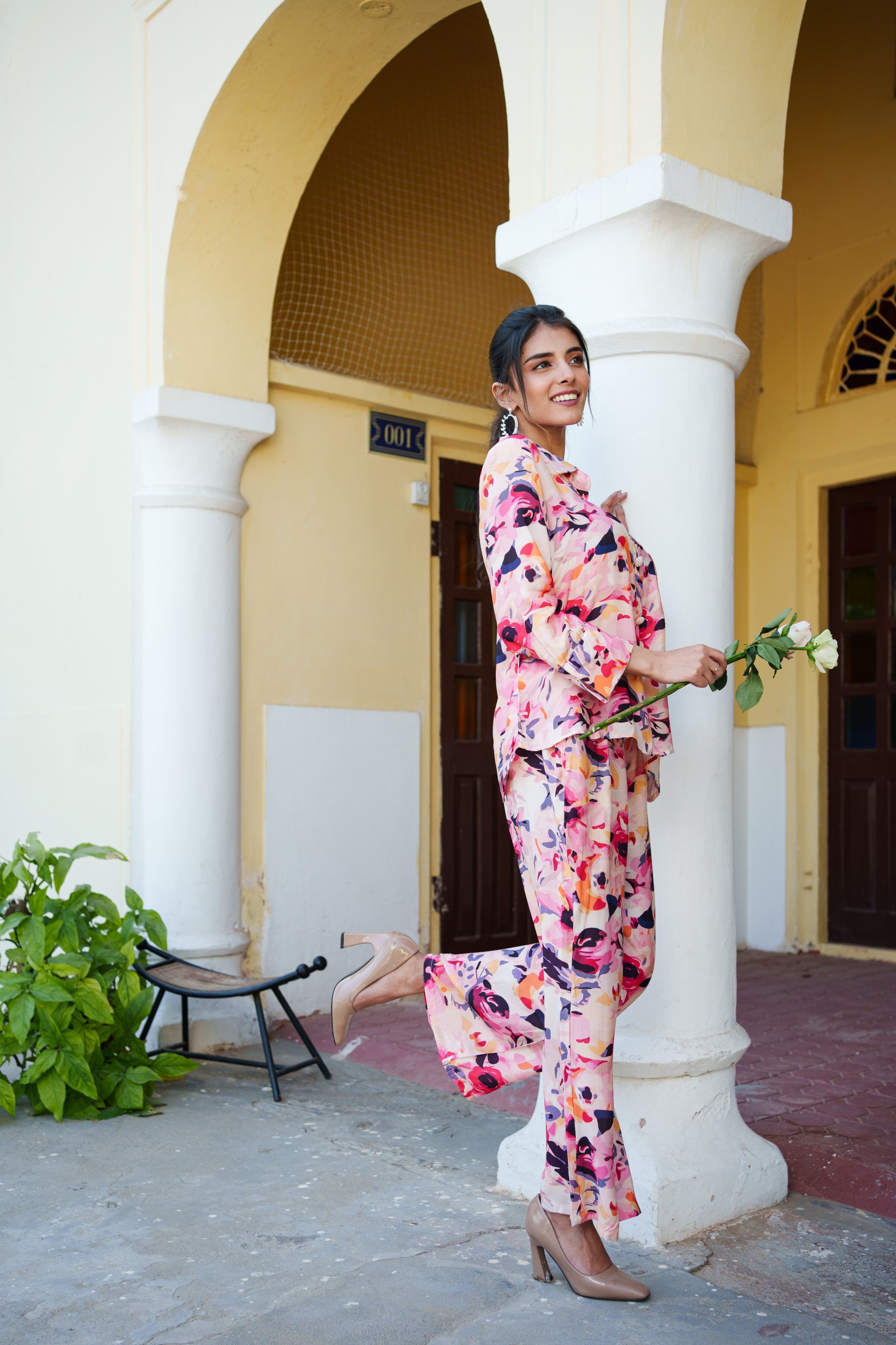 Women Peach Muslin Floral Printed Cord Set with Embroidered Pocket detail & Bottom Set