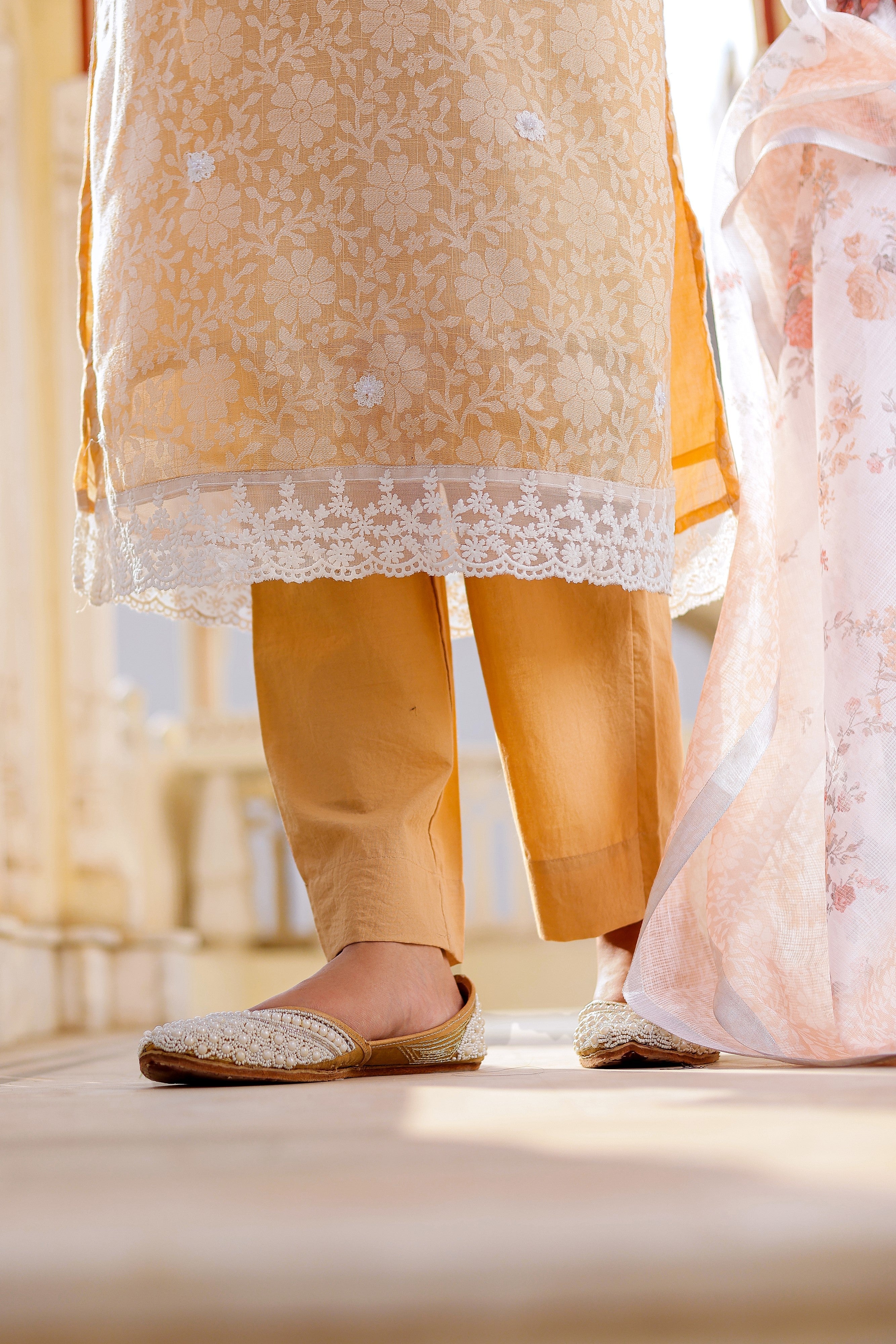 Floral printed Linen Straight suit set with  solid bottom & printed kota dupatta set.