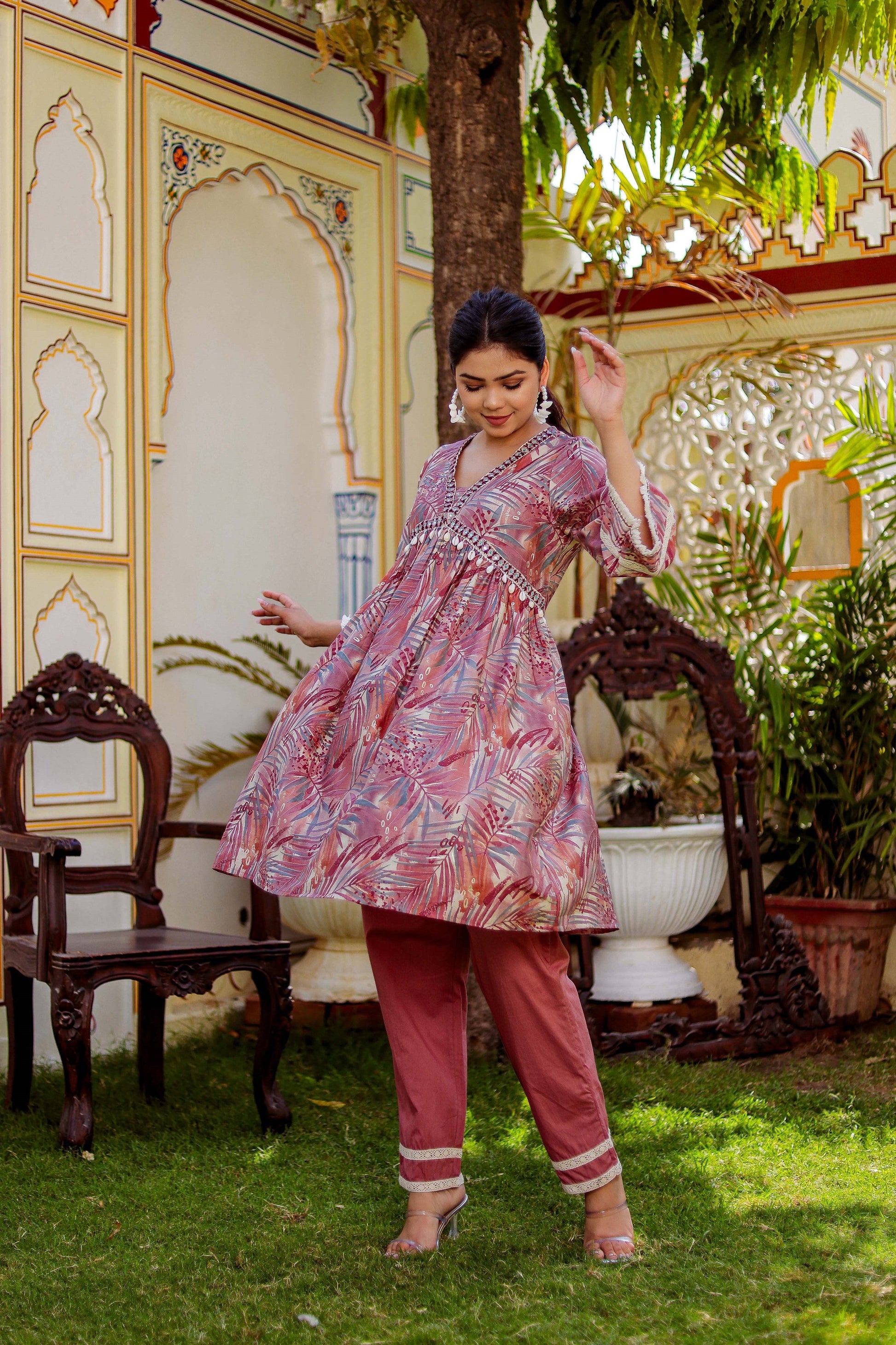 Alia cut Cord set with ebmroidered lace border & solid bottom with lace