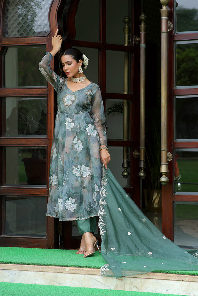 Women Embroidered Anarkali Kurta with solid pant & Dupatta