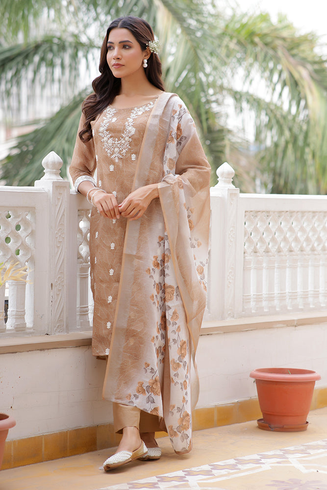 Women Linen Kurta Embroidered kurta set with solid pants & dupatta