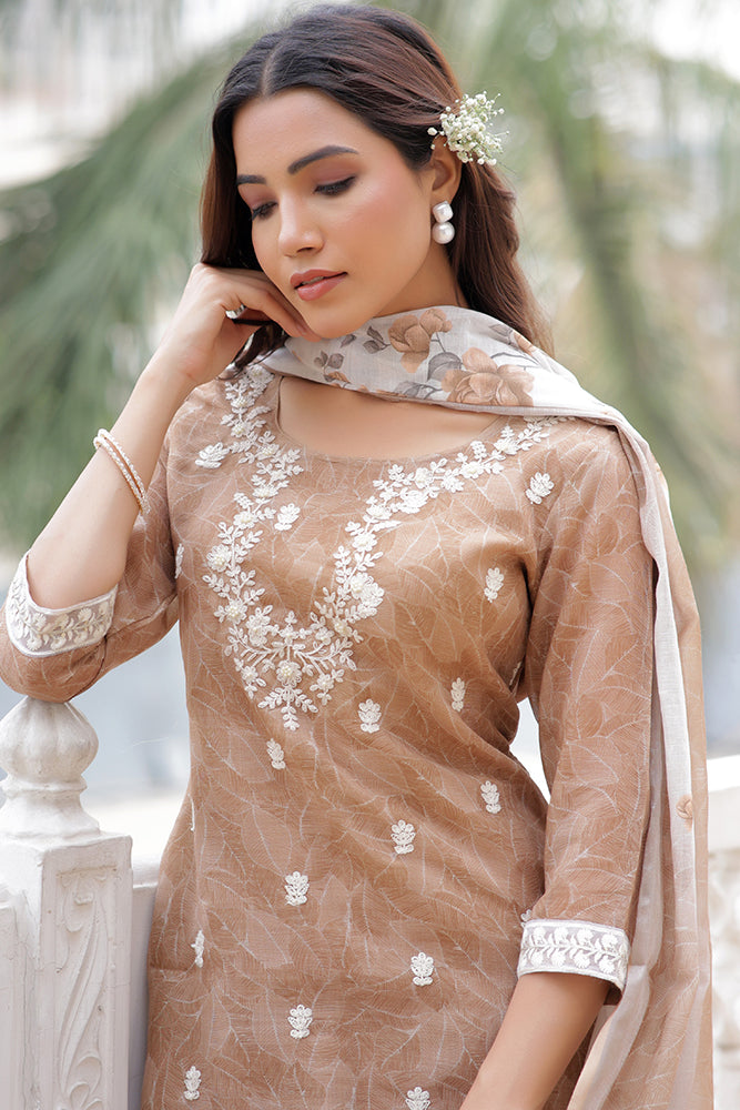 Women Linen Kurta Embroidered kurta set with solid pants & dupatta