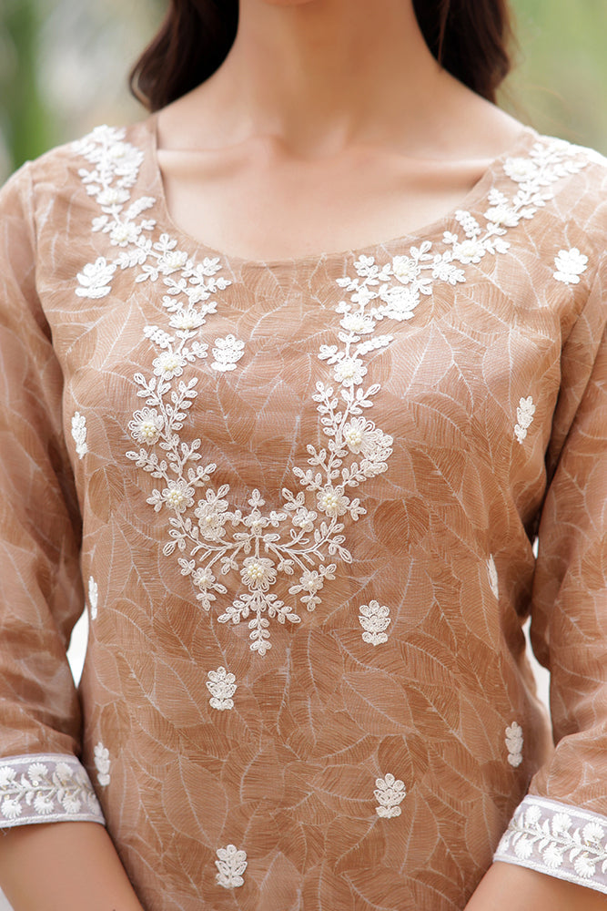 Women Linen Kurta Embroidered kurta set with solid pants & dupatta