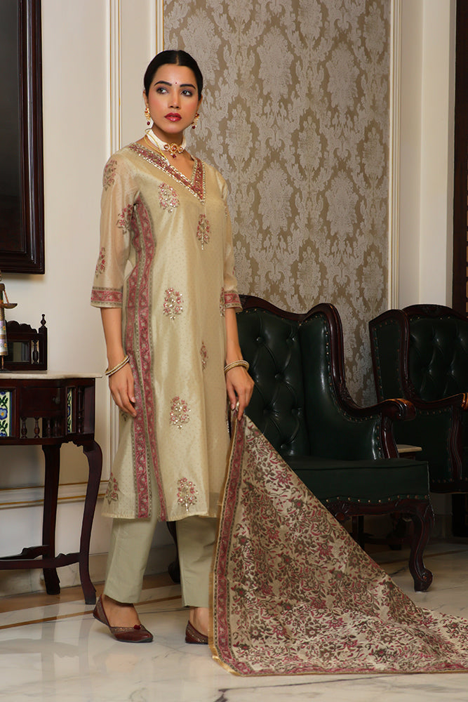 Women green Chanderi Block printed Embroidered kurta set with solid pants & dupatta