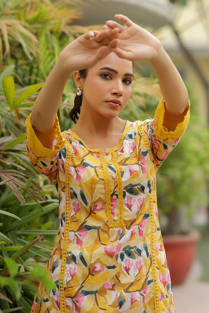 Women embroidered printed  kurta set with laced solid pants