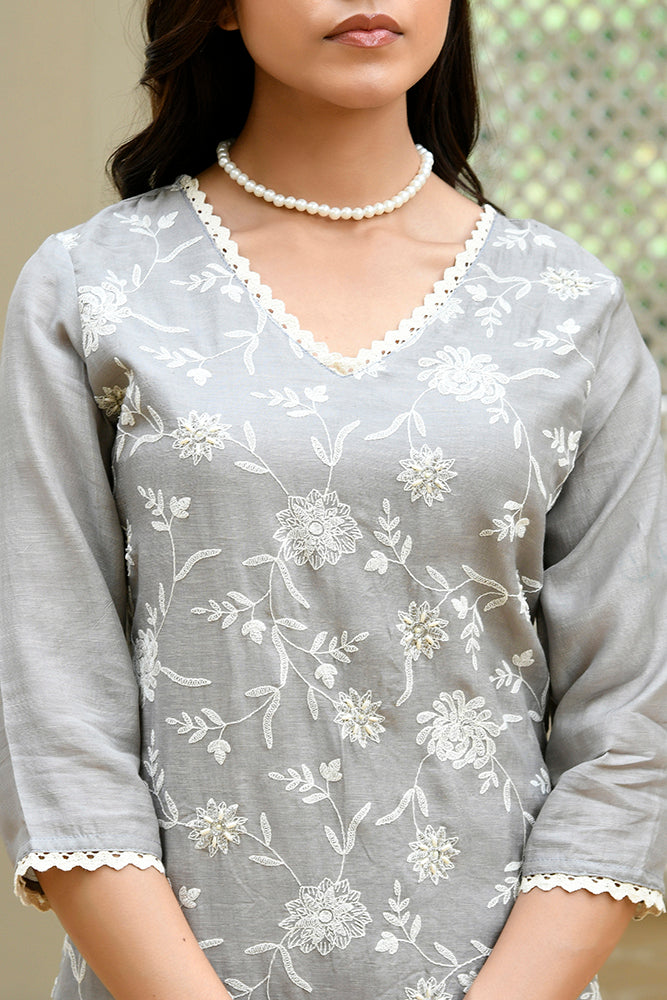 Women linen embroidered solid kurta set with solid pants & chiffon embroidered dupatta