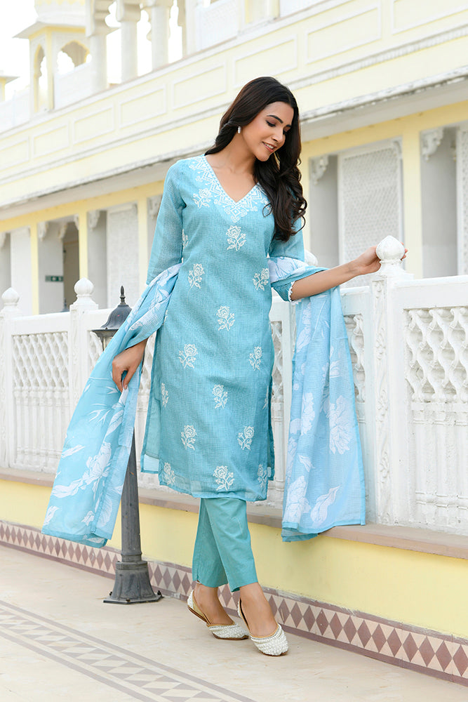 Women kota doria embroidered solid kurta set with solid pants & printed dupatta