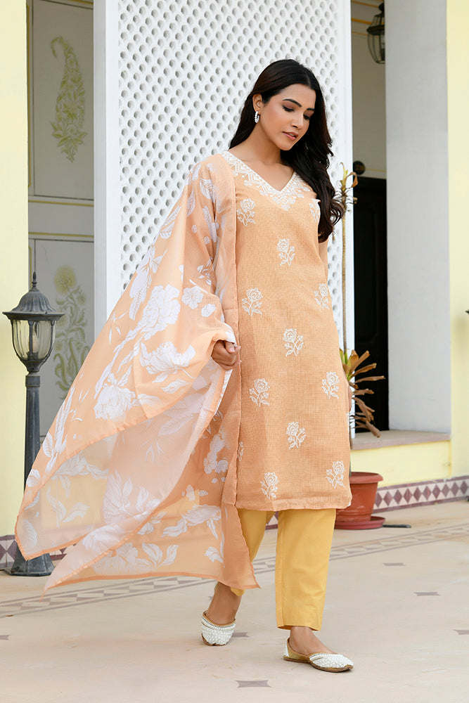 Women kota doria embroidered solid kurta set with solid pants & printed dupatta