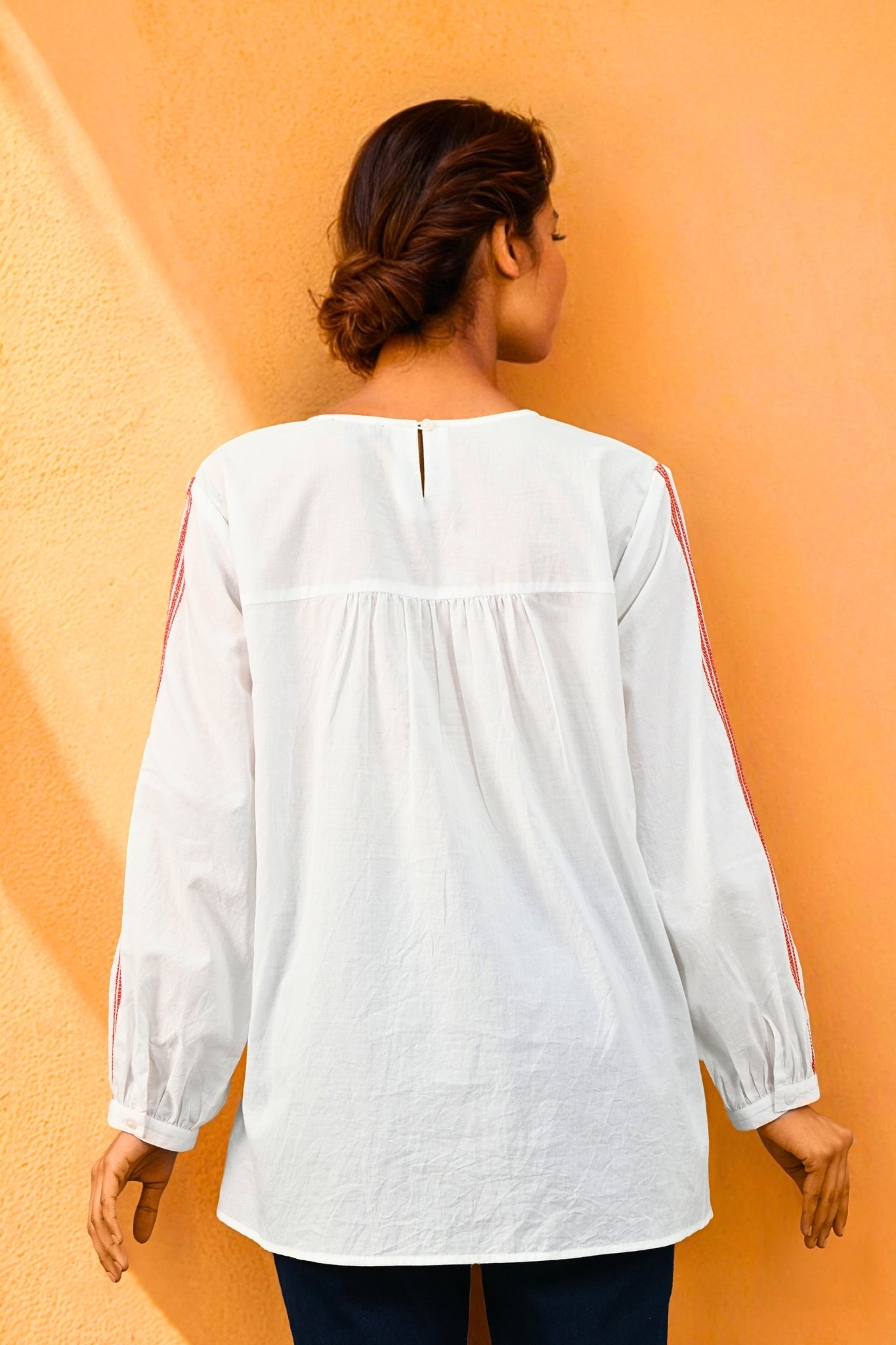 Daisyline Embroidered Kurti