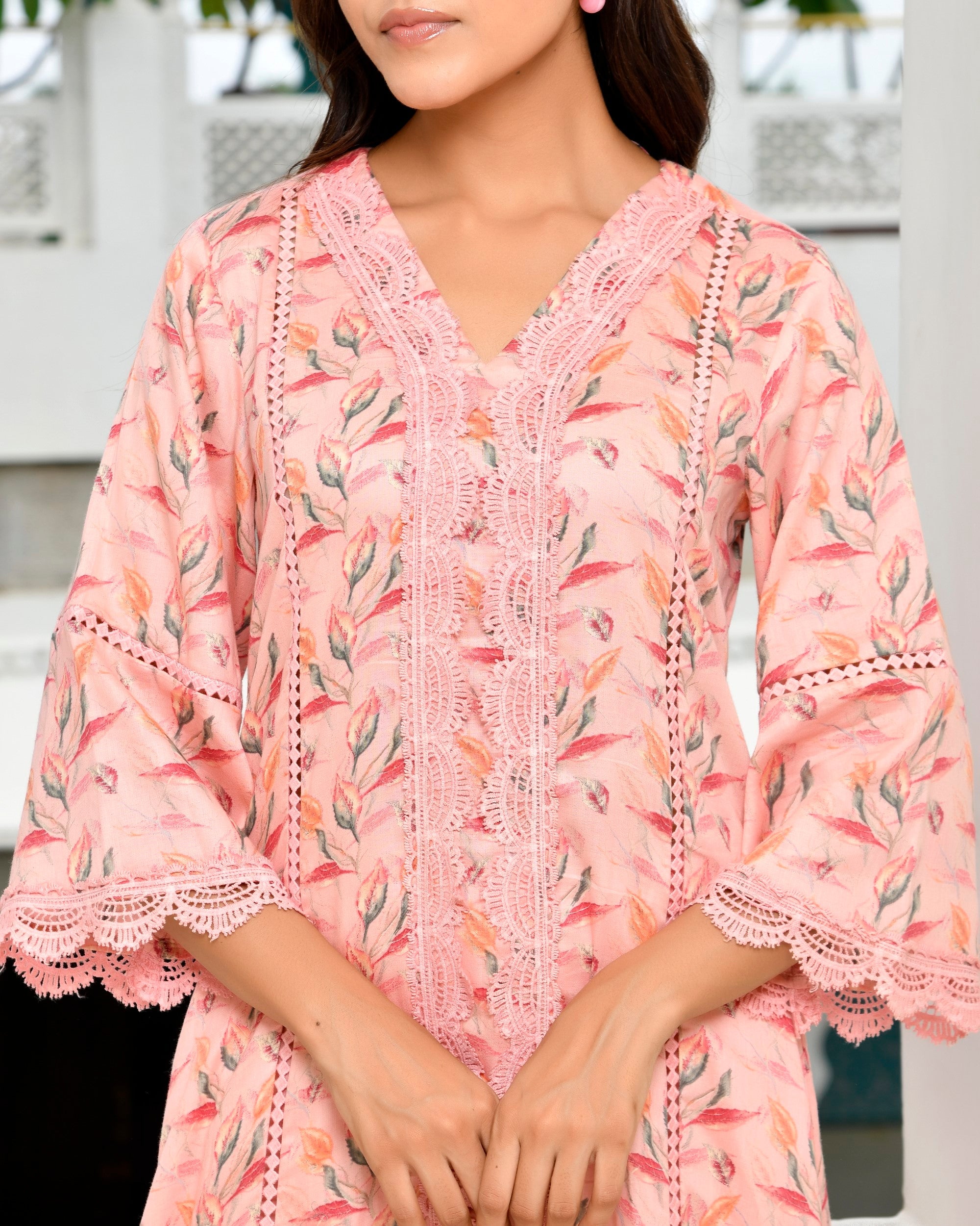 Women Cotton Kurta pant set with solid laced pant