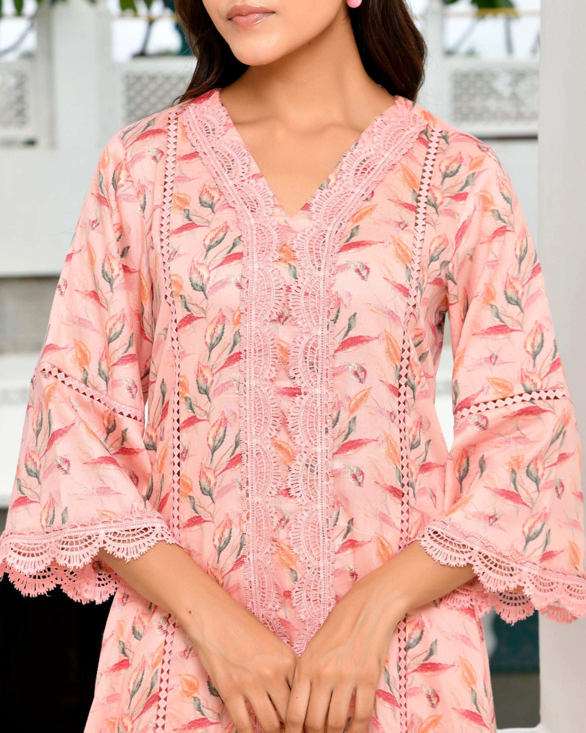 Women Cotton Kurta pant set with solid laced pant