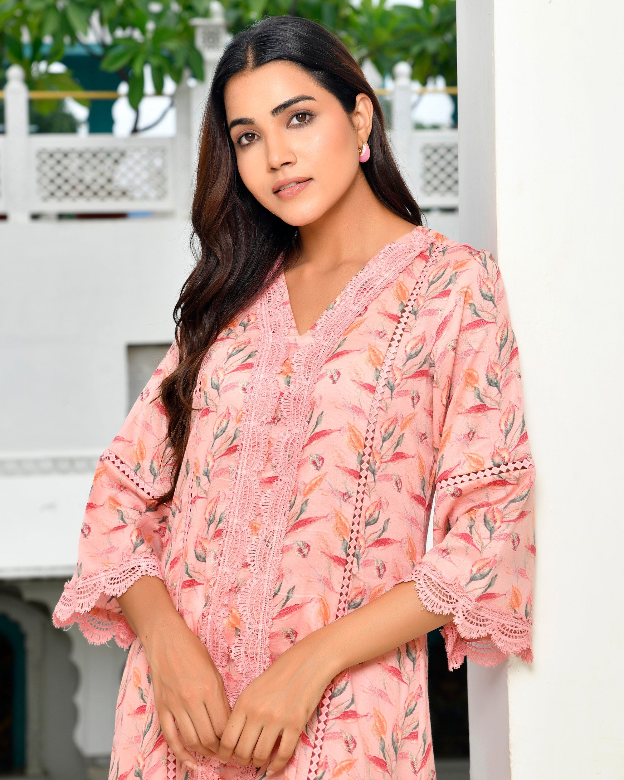 Women Cotton Kurta pant set with solid laced pant