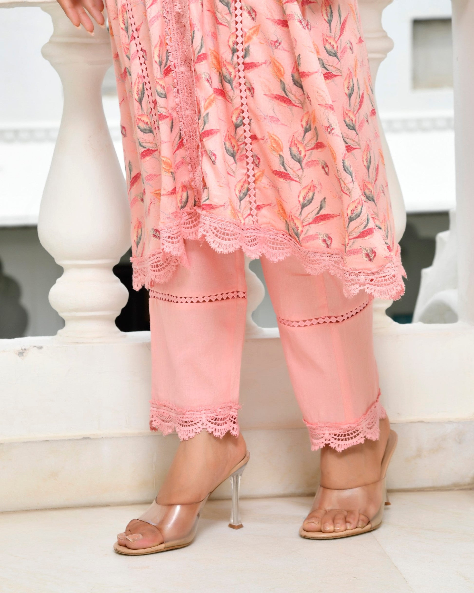 Women Cotton Kurta pant set with solid laced pant