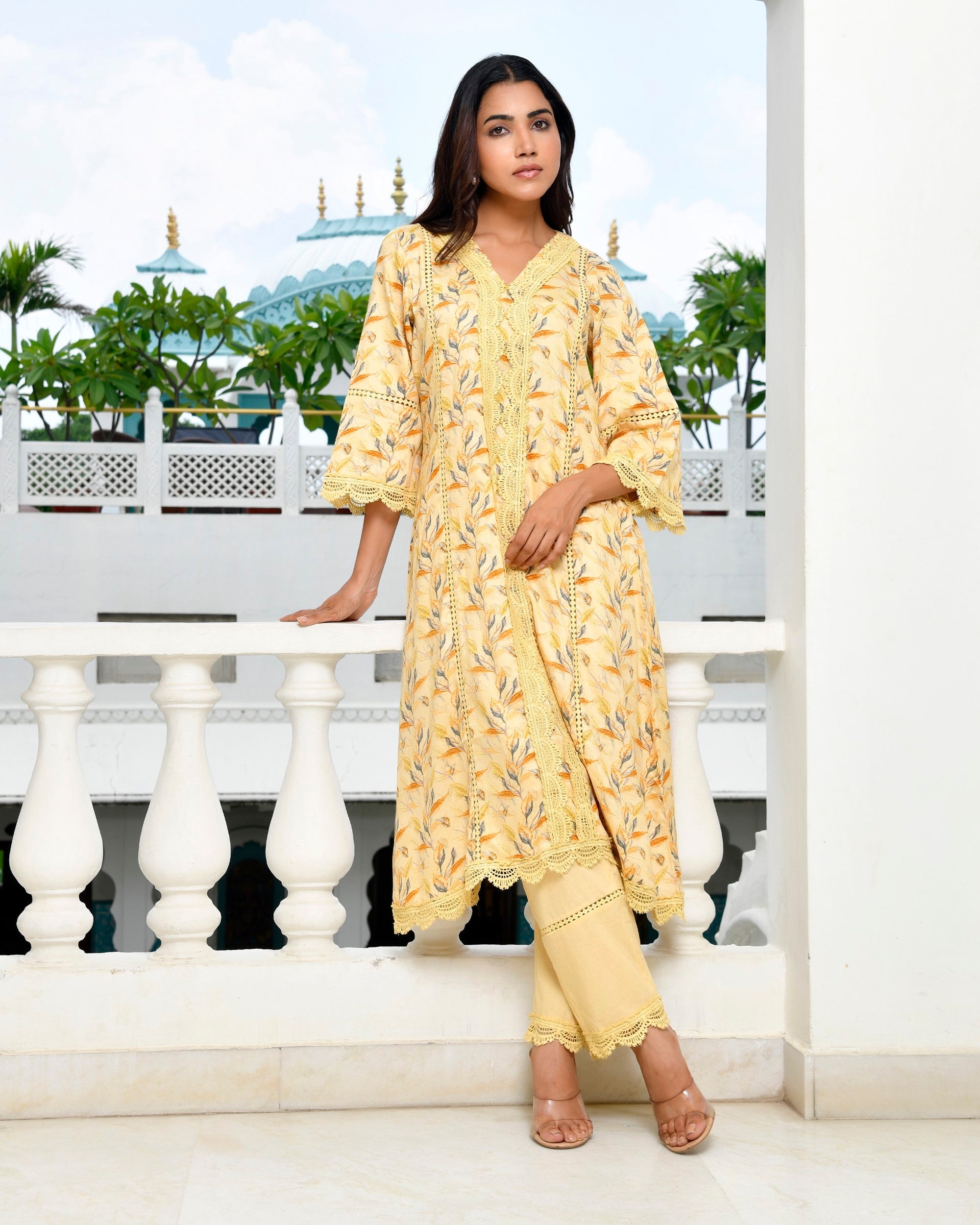 Women Cotton Kurta pant set with solid laced pant