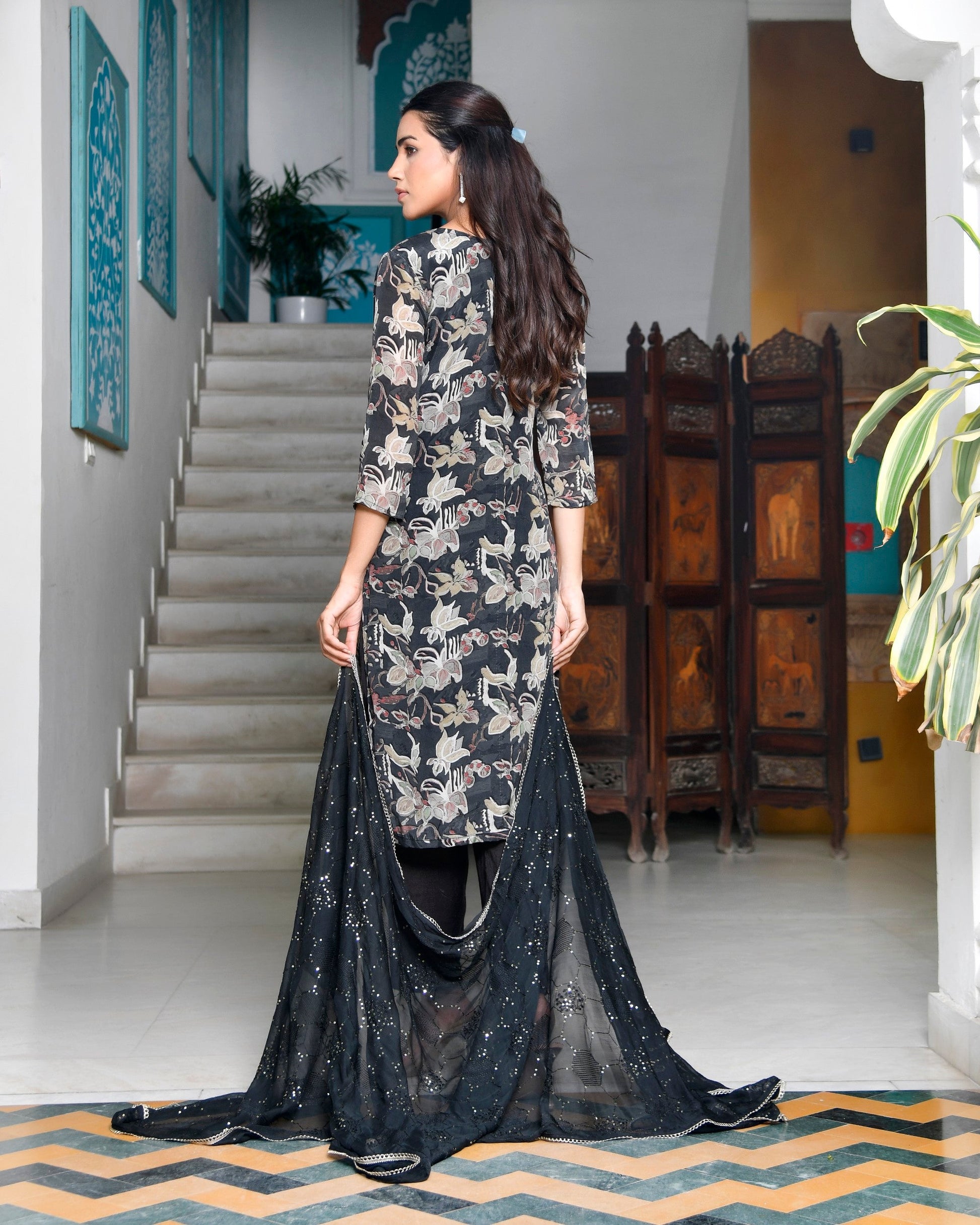 Women crepe embroidered suit set