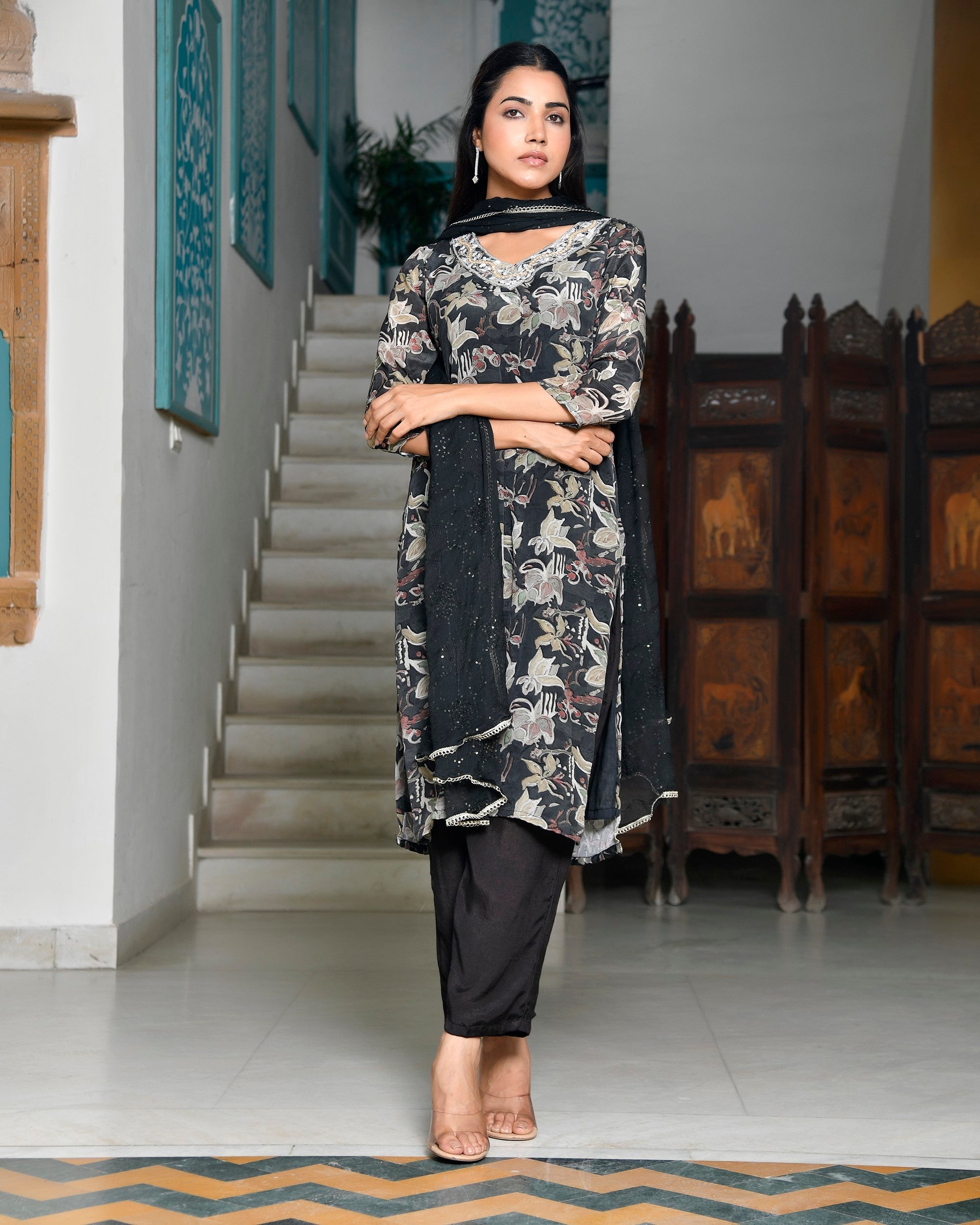 Women crepe embroidered suit set