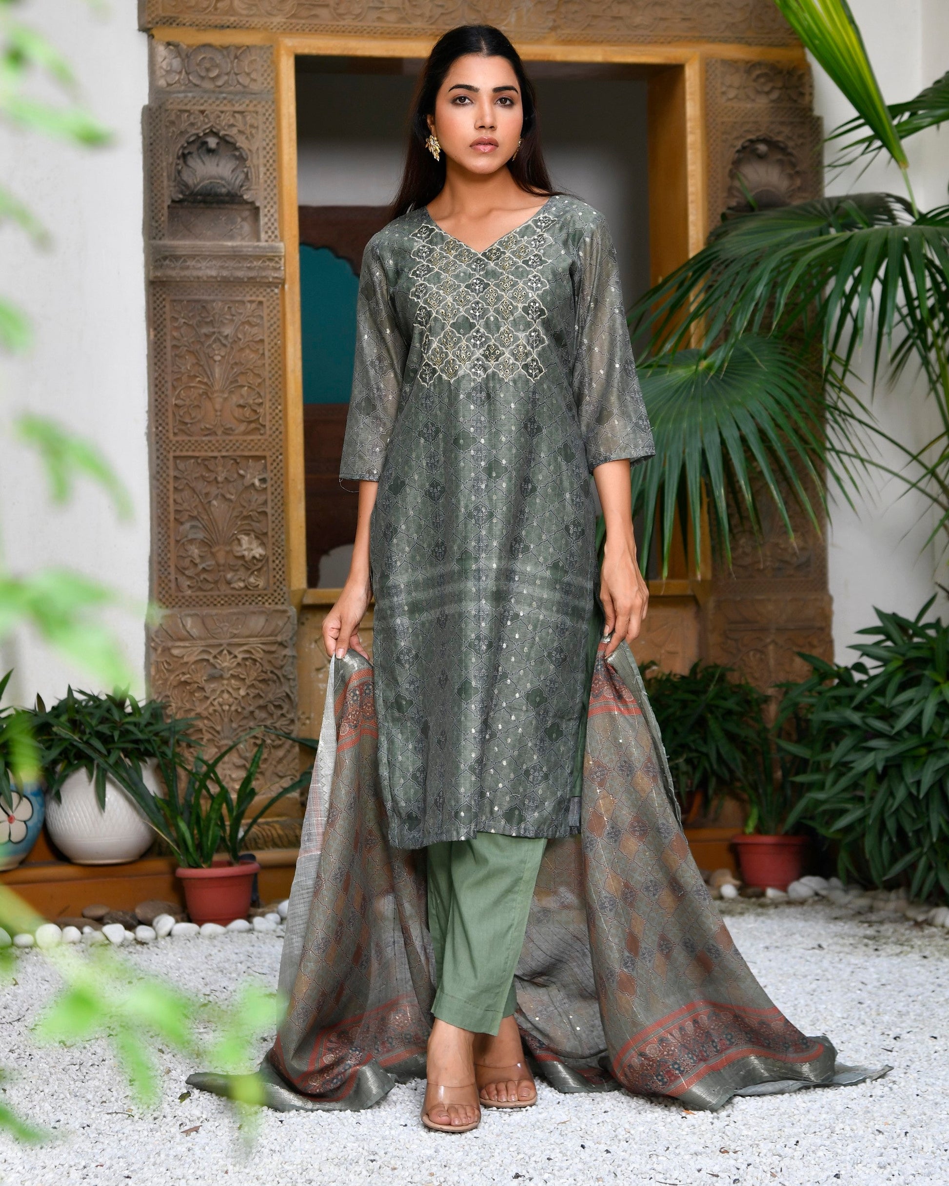 Women Chanderi Printed Suit Set with pant and printed dupatta