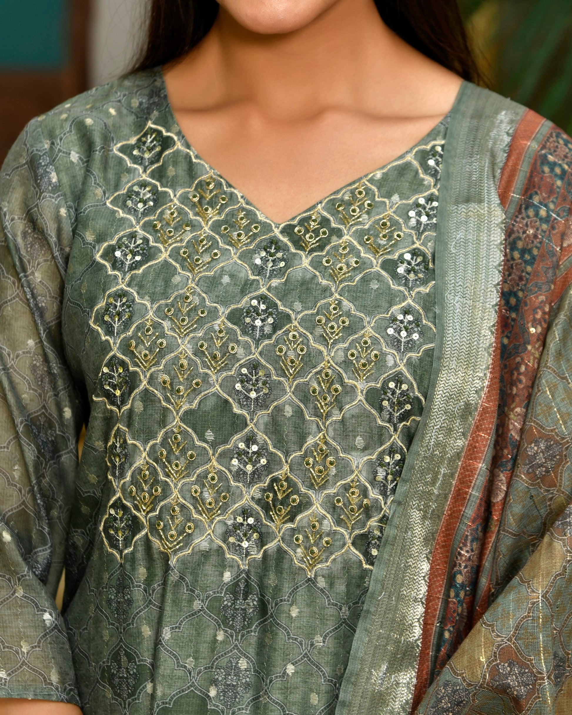 Women Chanderi Printed Suit Set with pant and printed dupatta