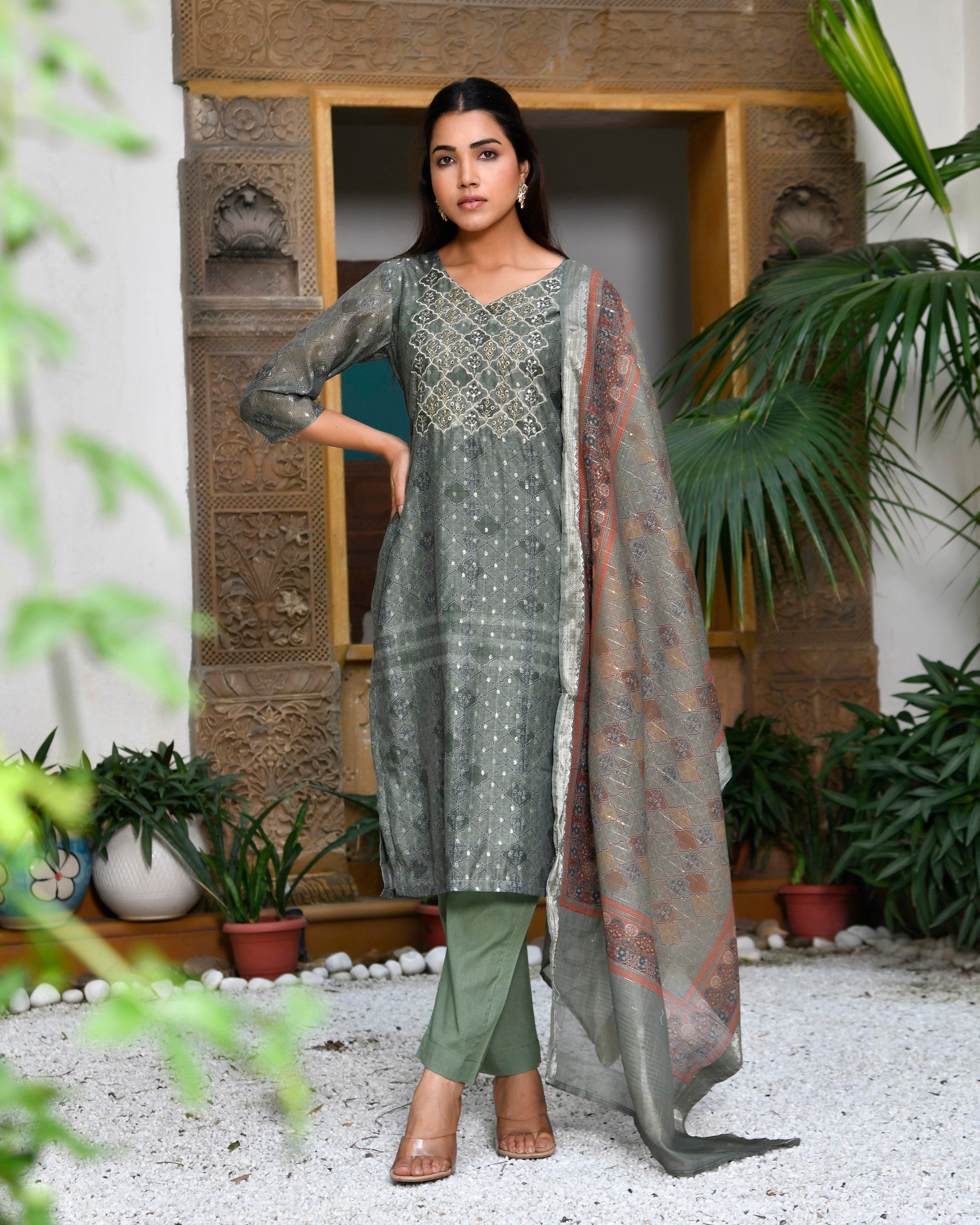 Women Chanderi Printed Suit Set with pant and printed dupatta