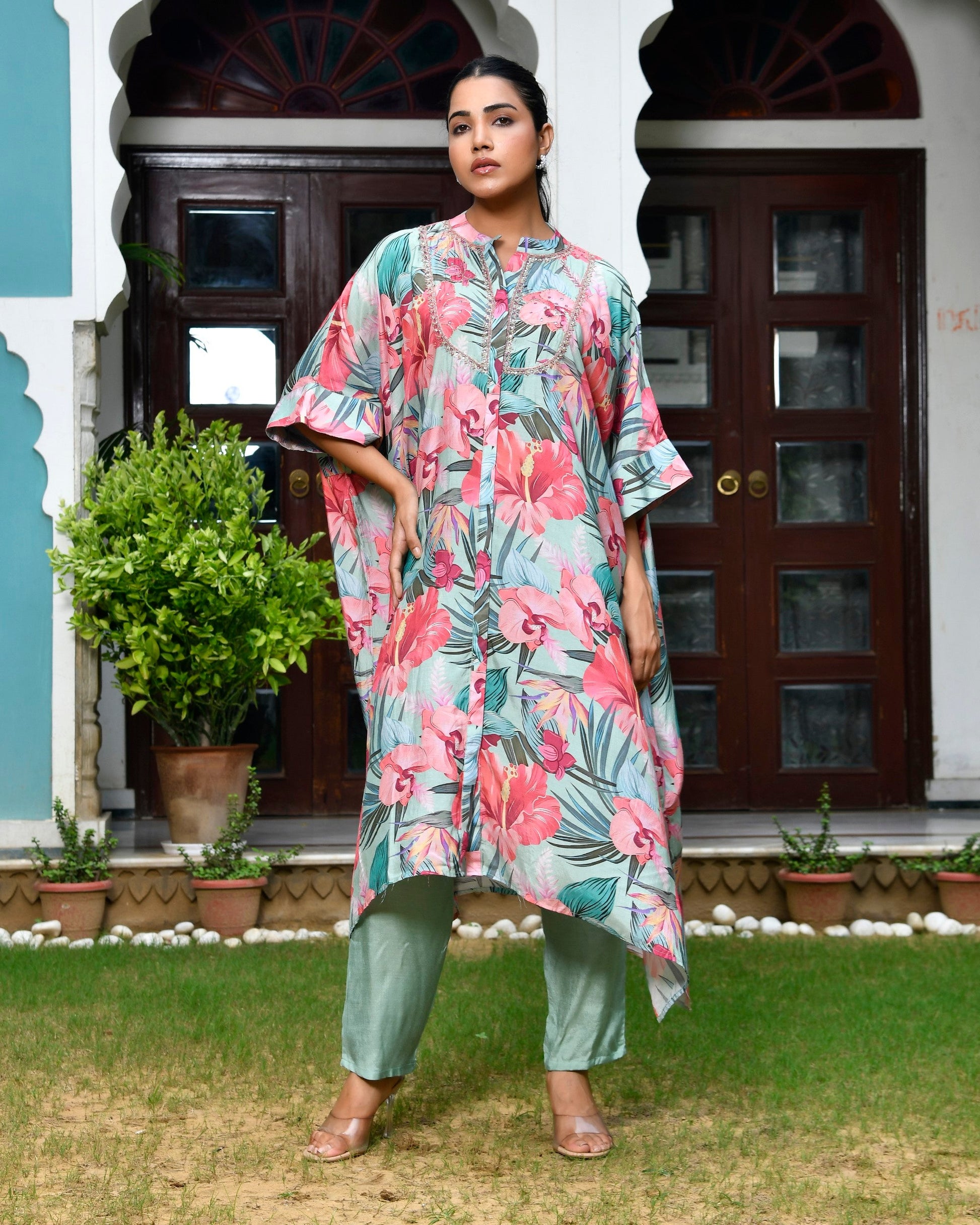 Women Digital Printed Kaftan Set with solid pant