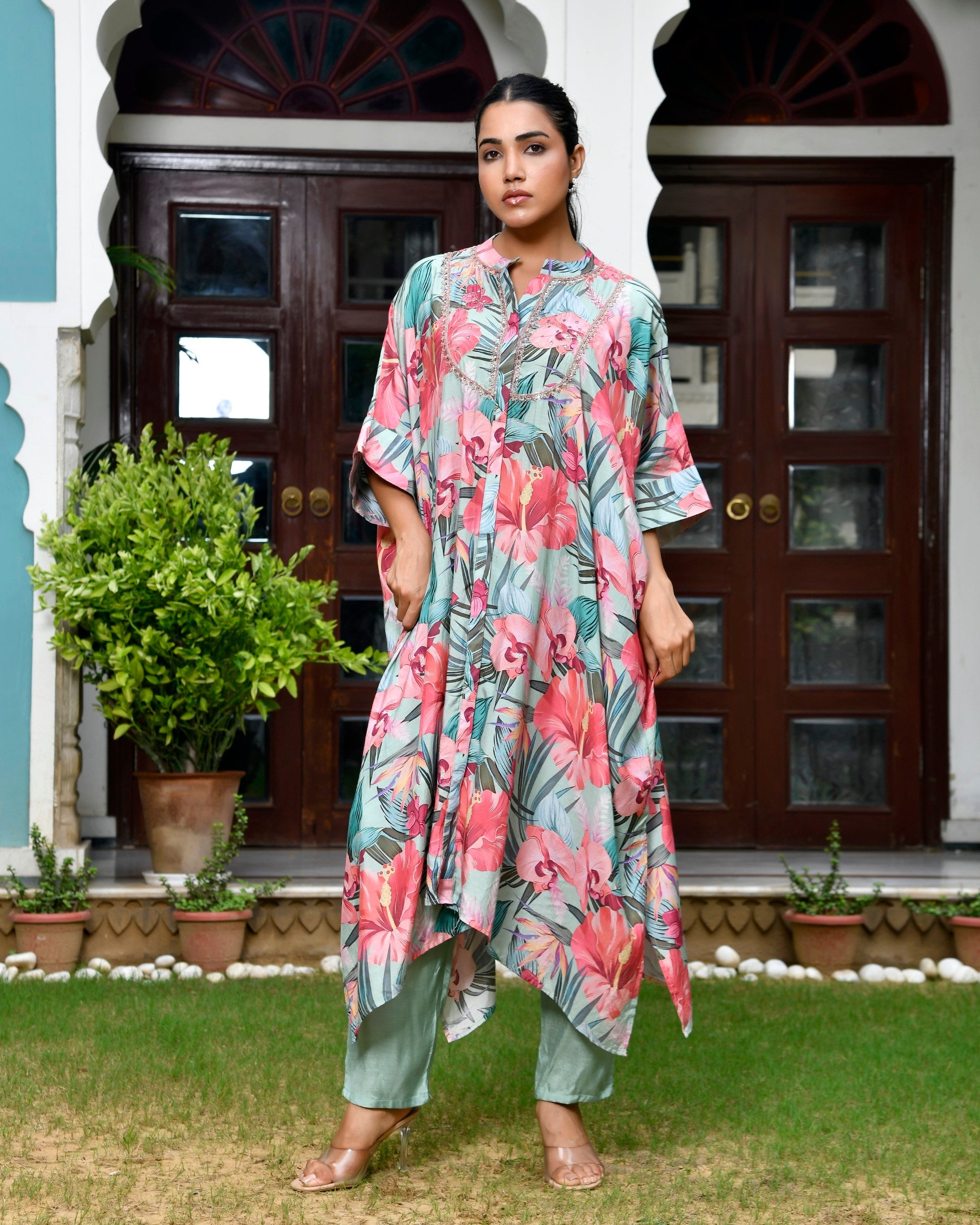 Women Digital Printed Kaftan Set with solid pant