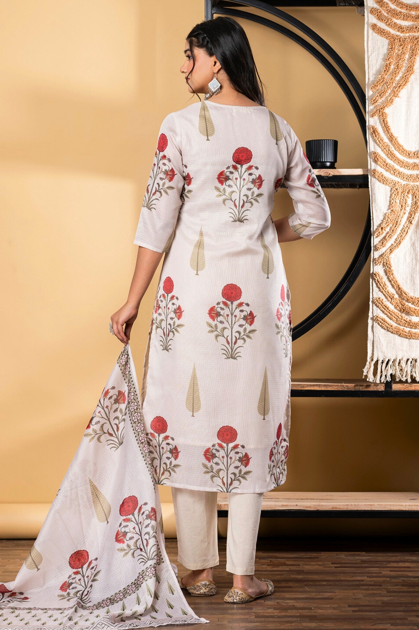 Poppy Whispers Kurta Set With Dupatta - White