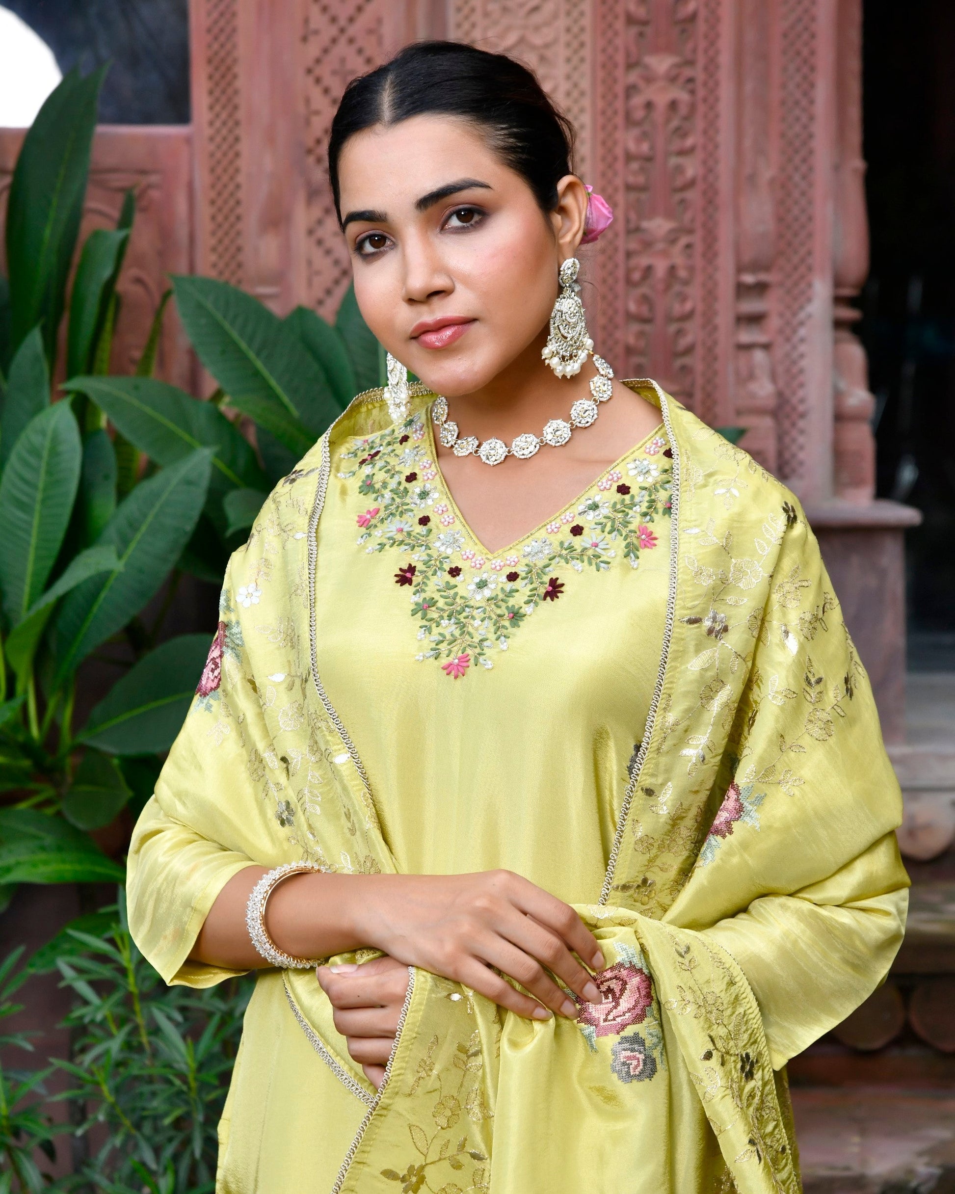 Women Tissue Silk emboidered suit set with solid pant & solid embroidered dupatta