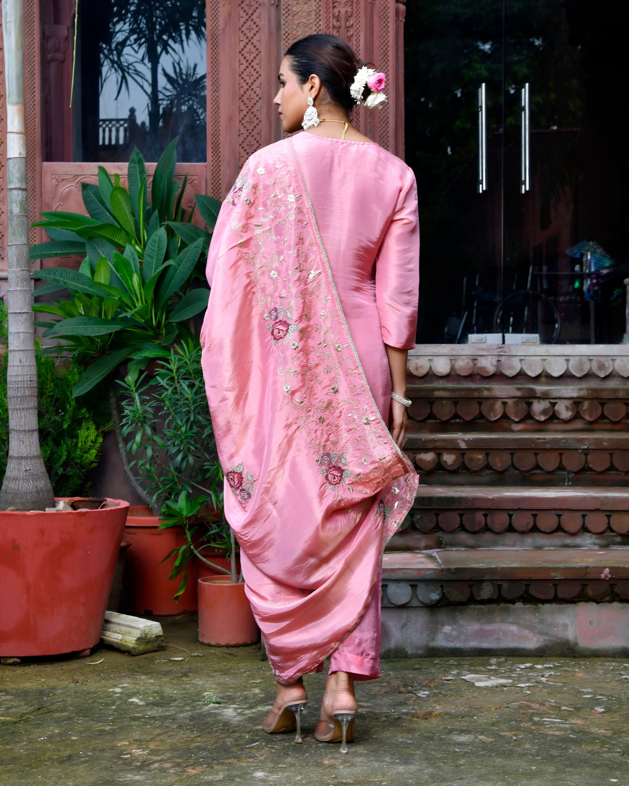 Women Tissue Silk emboidered suit set with solid pant & solid embroidered dupatta