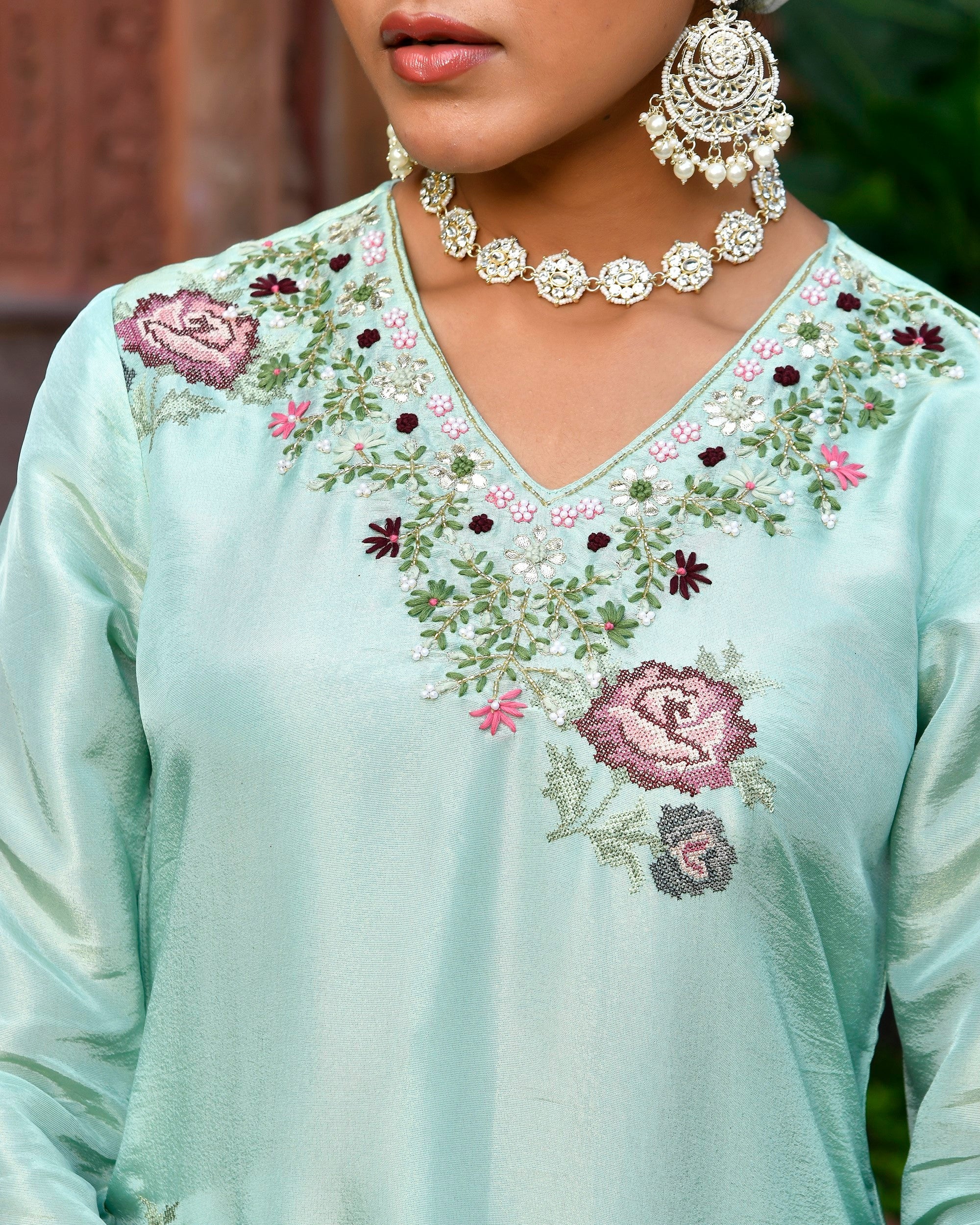 Women Tissue Silk emboidered suit set with solid pant & solid embroidered dupatta