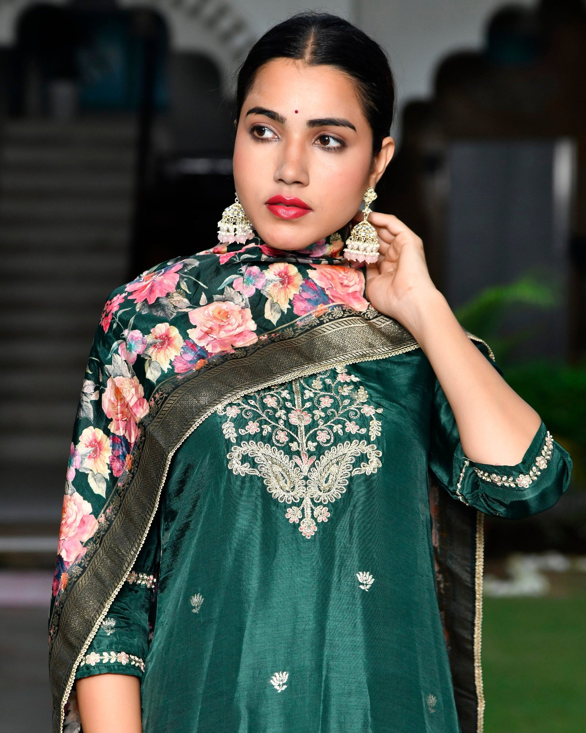 Women silk emboidered solid pant set & digital printed dupatta