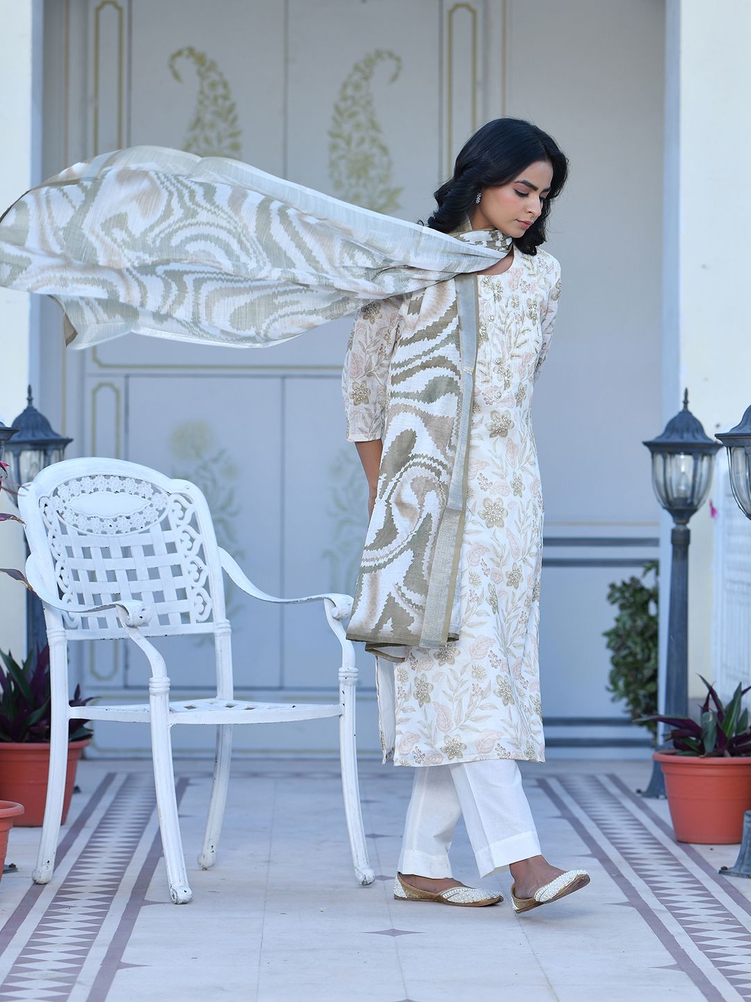 Women Cream Linen Digital Printed Suit Set