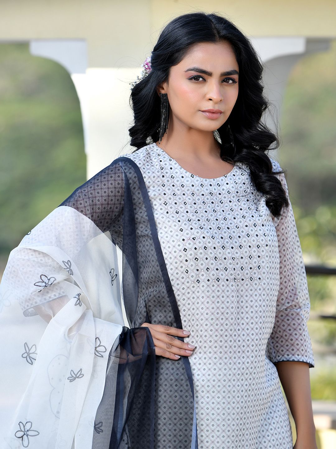 Women Grey Monotone Organza Digital Printed Suit Set