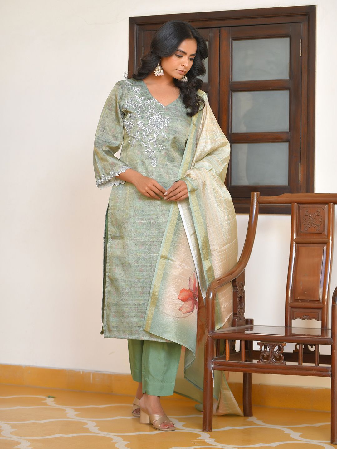 Women Tissue Shimmer Digital Printed Suit Set