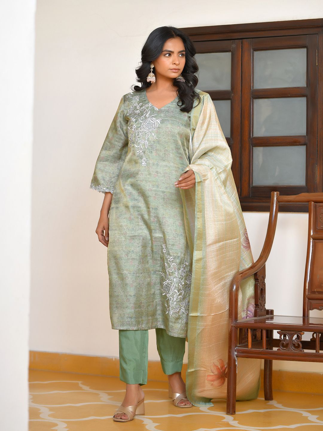 Women Tissue Shimmer Digital Printed Suit Set