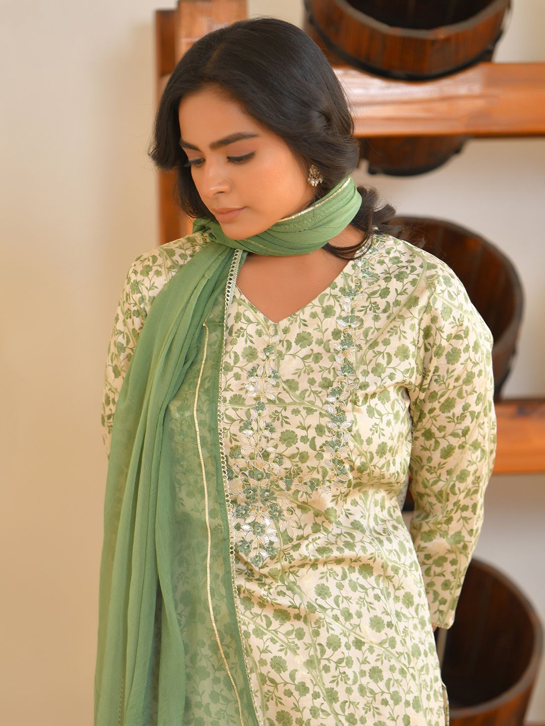 Women Cream Cotton Foil PrintedEmbroidered Suit Set