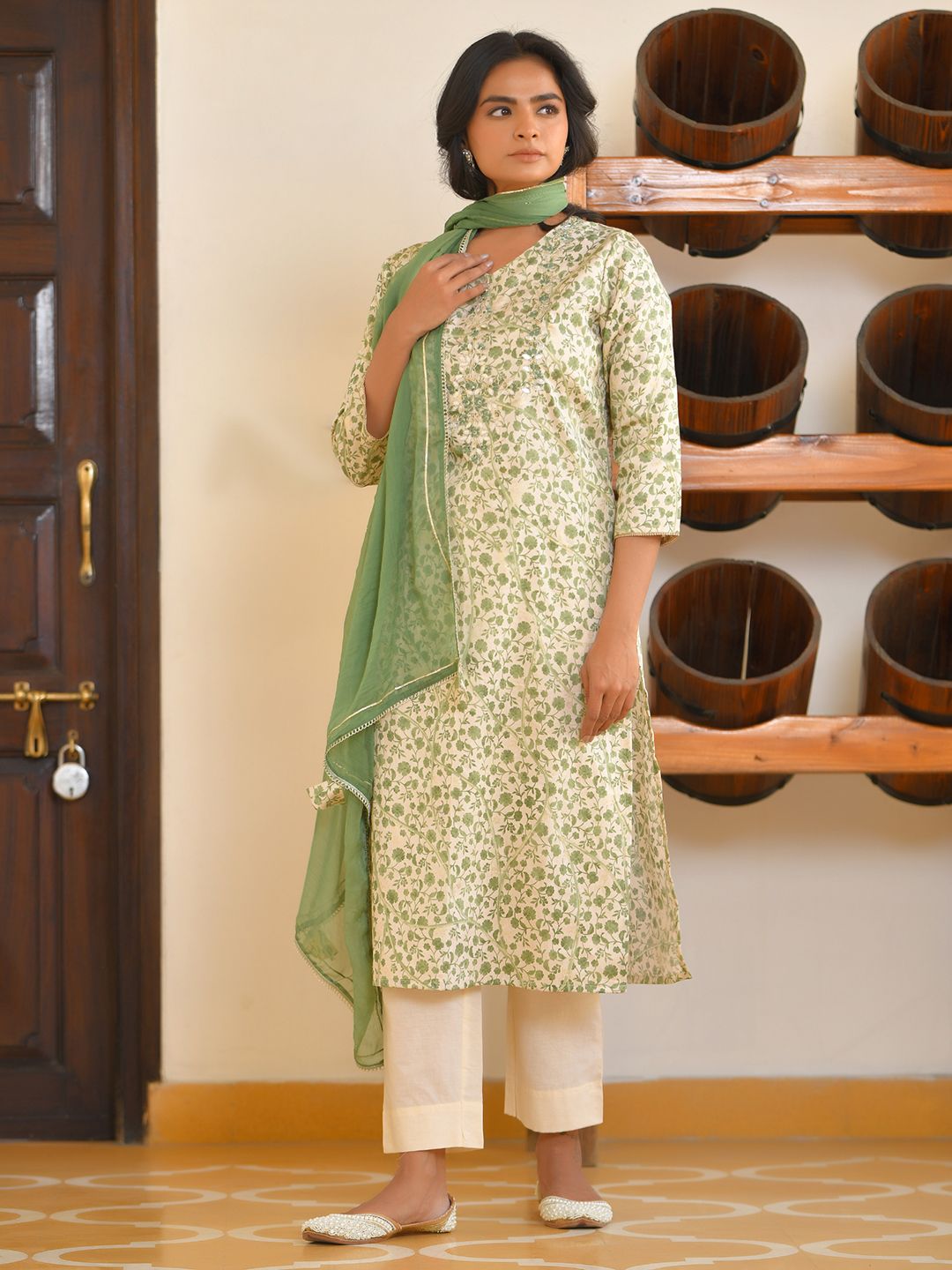 Women Cream Cotton Foil PrintedEmbroidered Suit Set