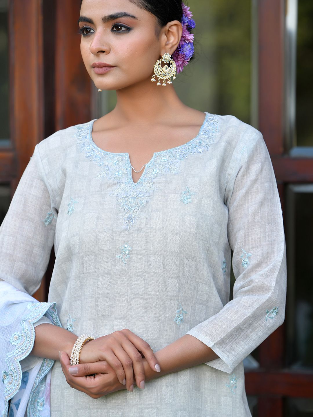 Women Grey Linen Suit  Set with cutwork dupatta