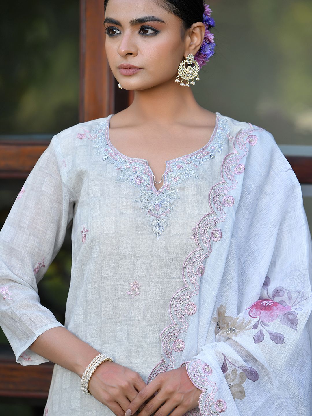 Women Grey Linen Suit  Set with cutwork dupatta
