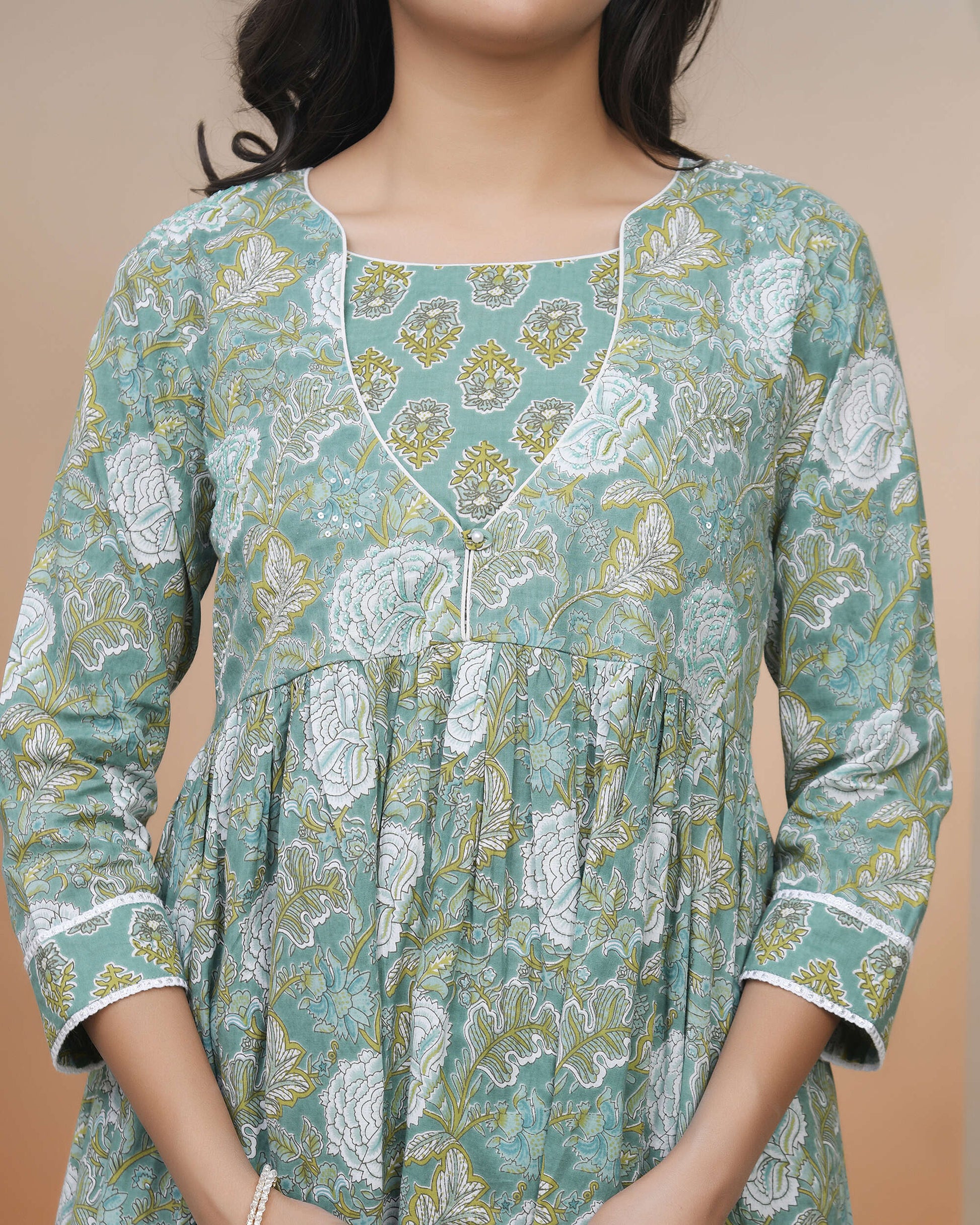 Women Ferozi Cotton kurta with cotton pant & dupatta