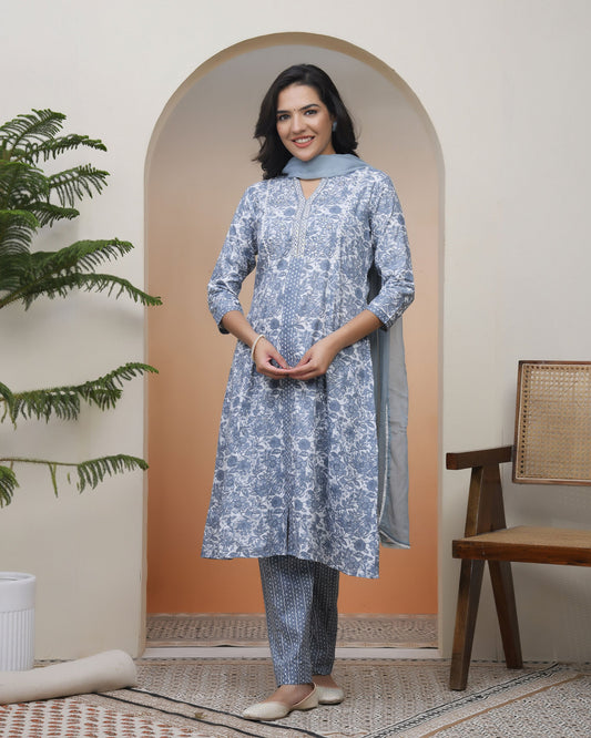 Women Grey panel kurta with cotton pant & dupatta