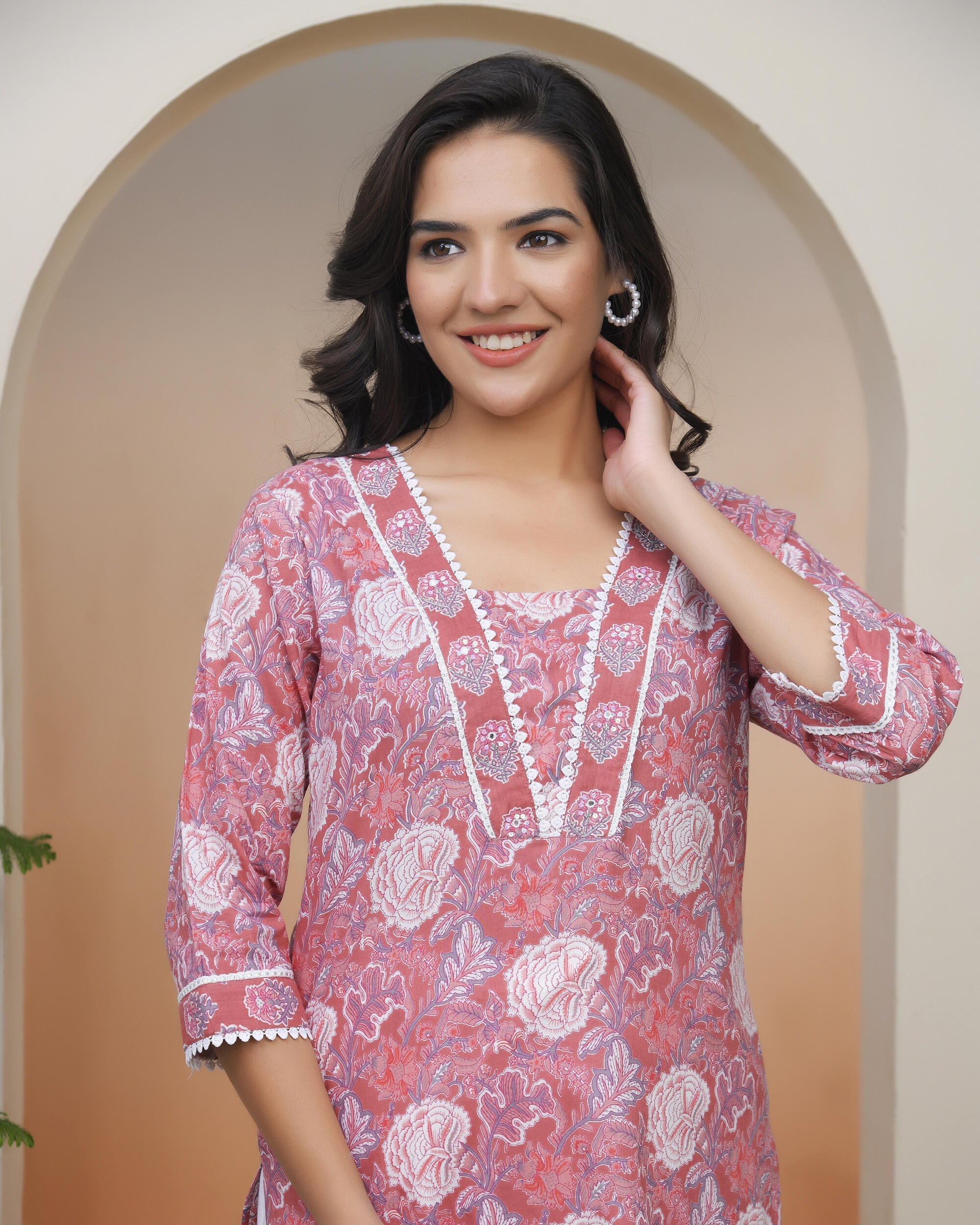 Women Nude Pink Cotton printed Straight Kurti