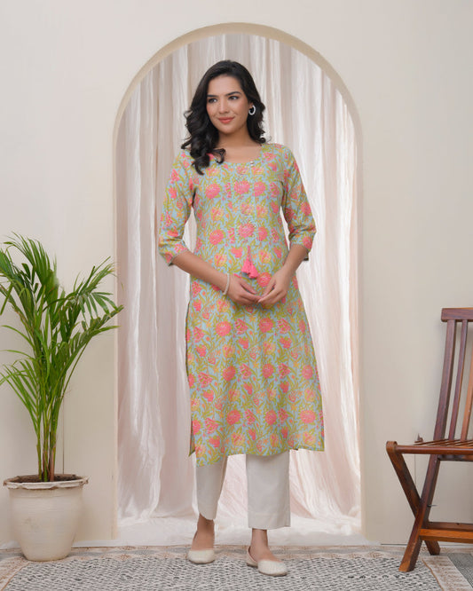 Women Multi Cotton printed Straight Kurti