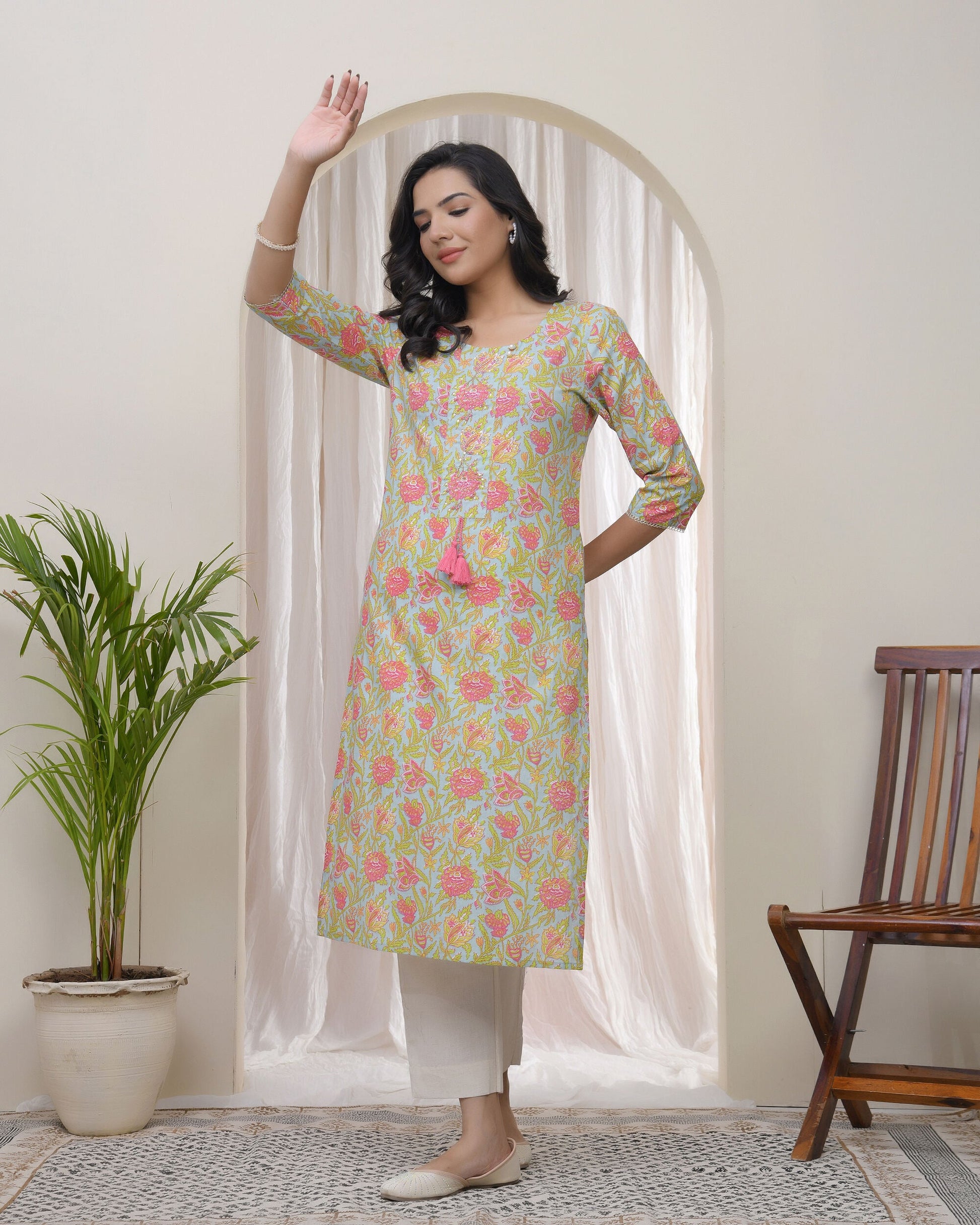 Women Multi Cotton printed Straight Kurti