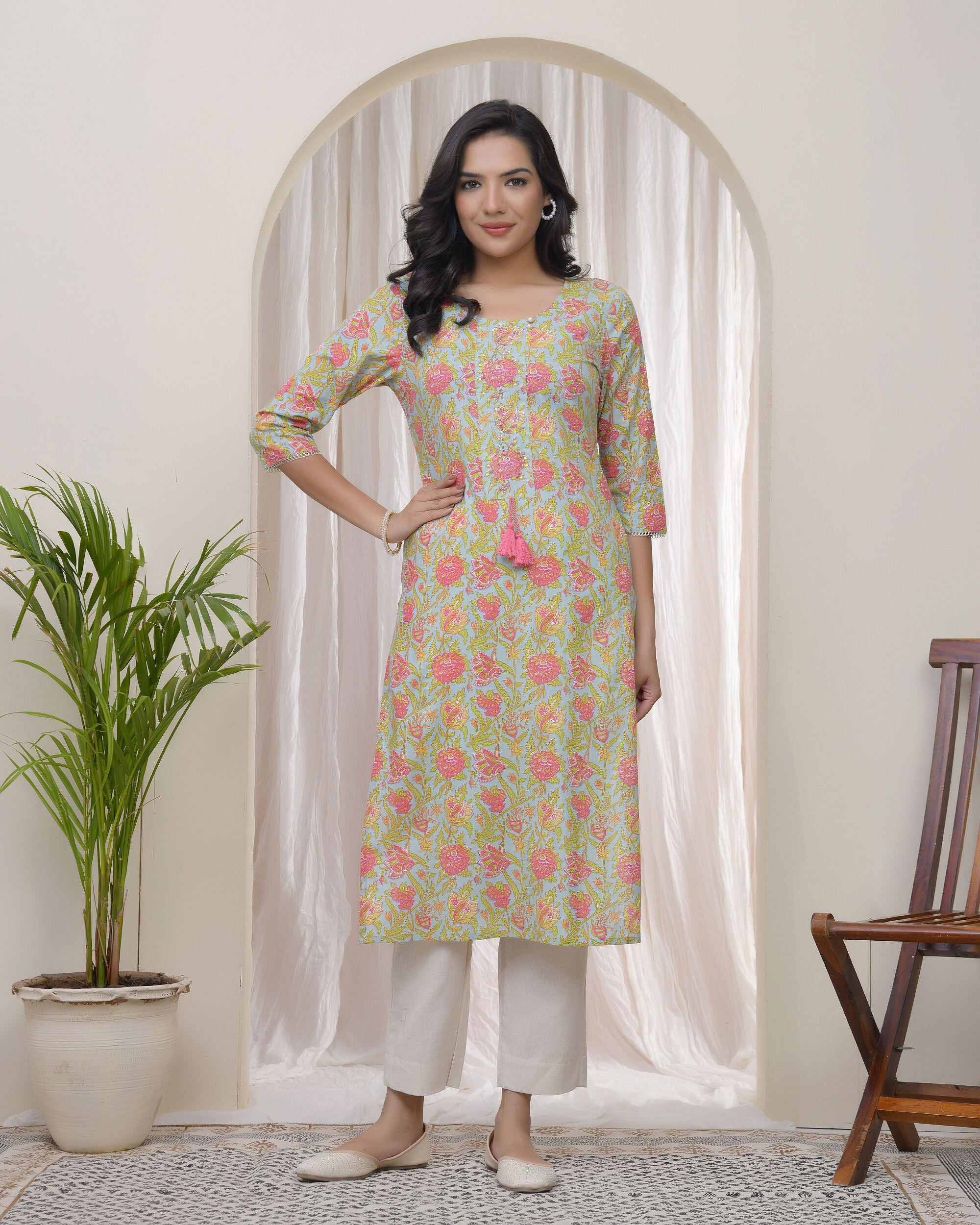Women Multi Cotton printed Straight Kurti