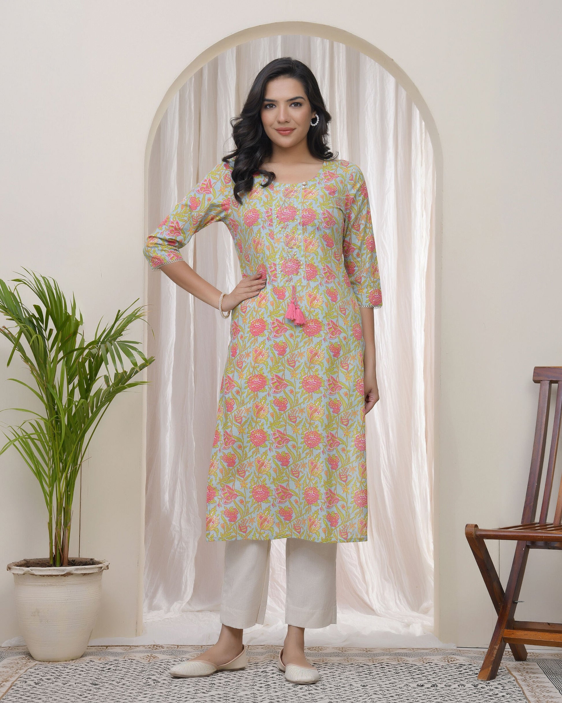 Women Multi Cotton printed Straight Kurti